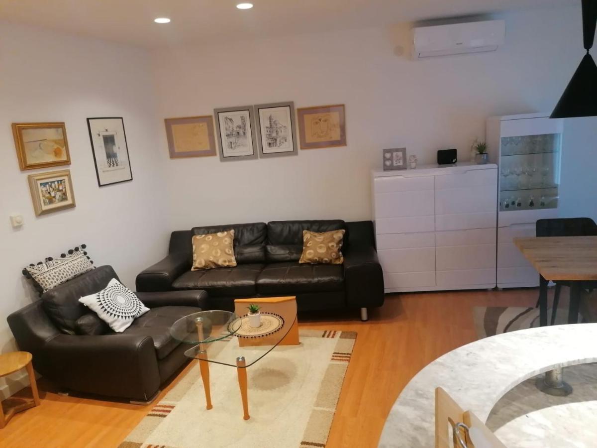 Apartment Pino Zadar Eksteriør bilde