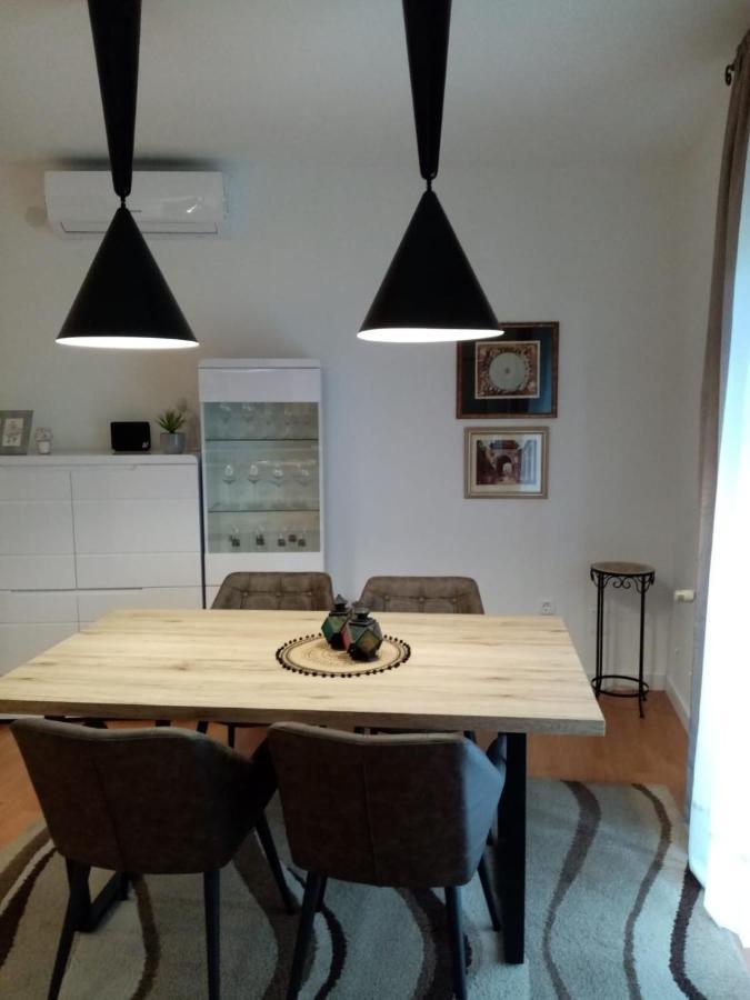 Apartment Pino Zadar Eksteriør bilde