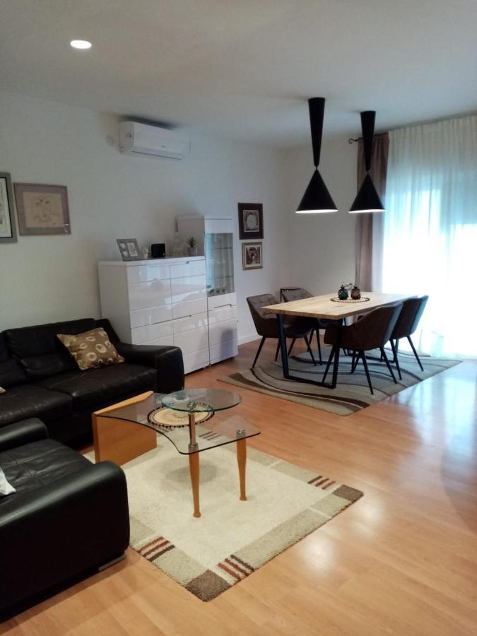 Apartment Pino Zadar Eksteriør bilde